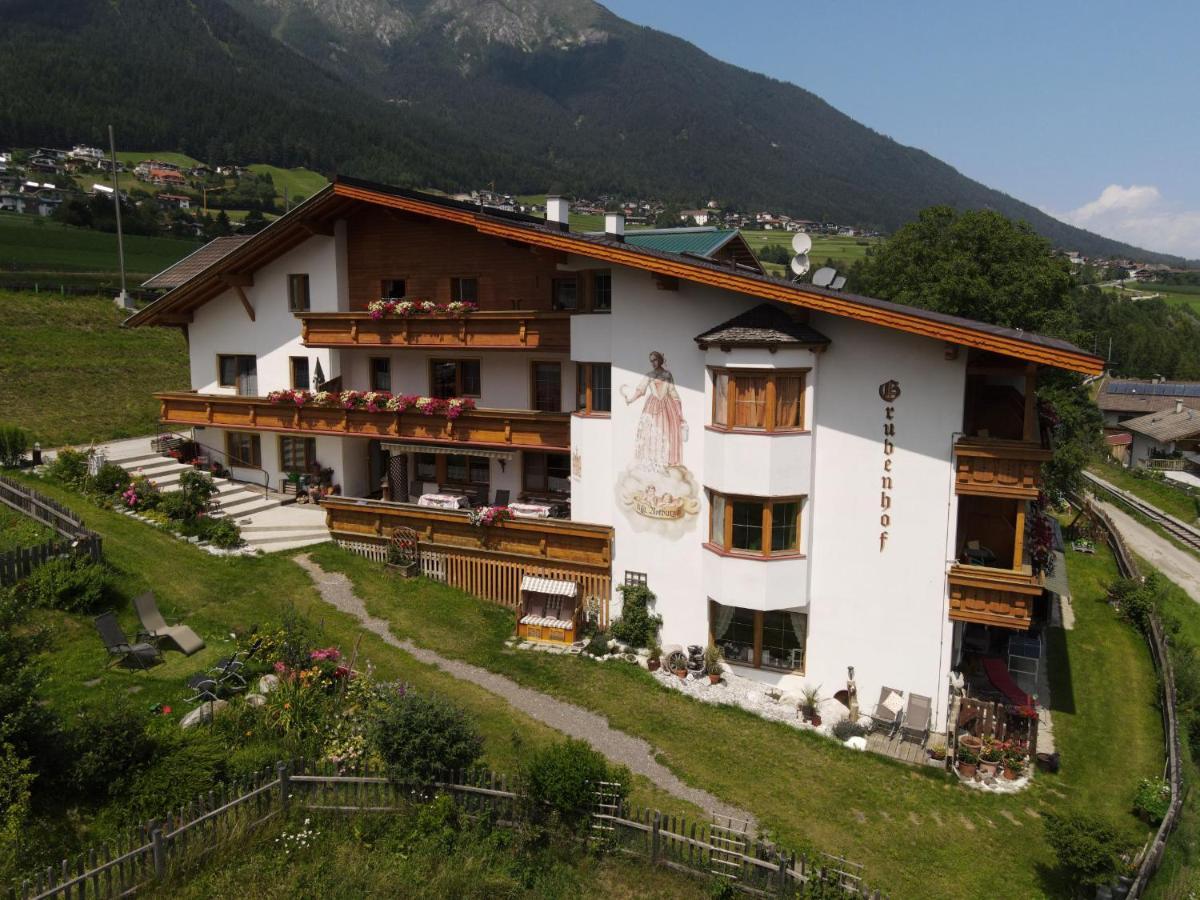 Pension Grubenhof Fulpmes Exterior foto