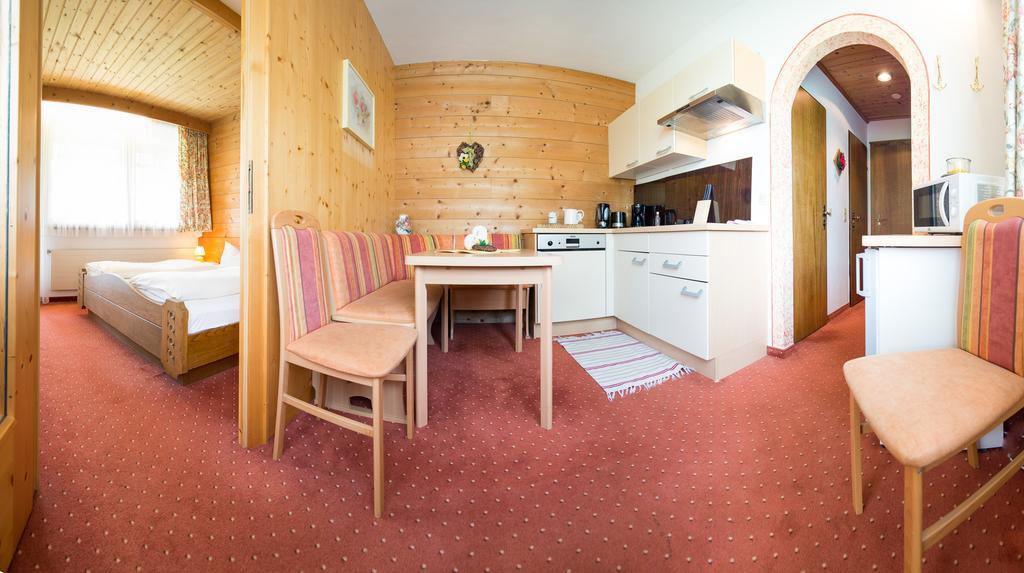 Pension Grubenhof Fulpmes Zimmer foto