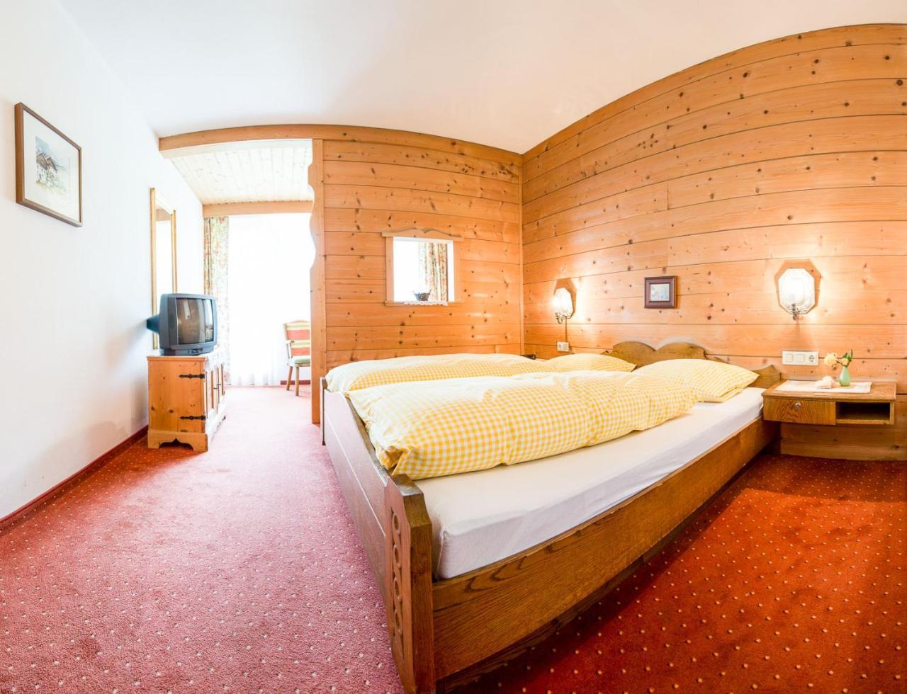 Pension Grubenhof Fulpmes Exterior foto